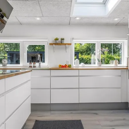 Holiday home Elske - From The Sea By Interhome